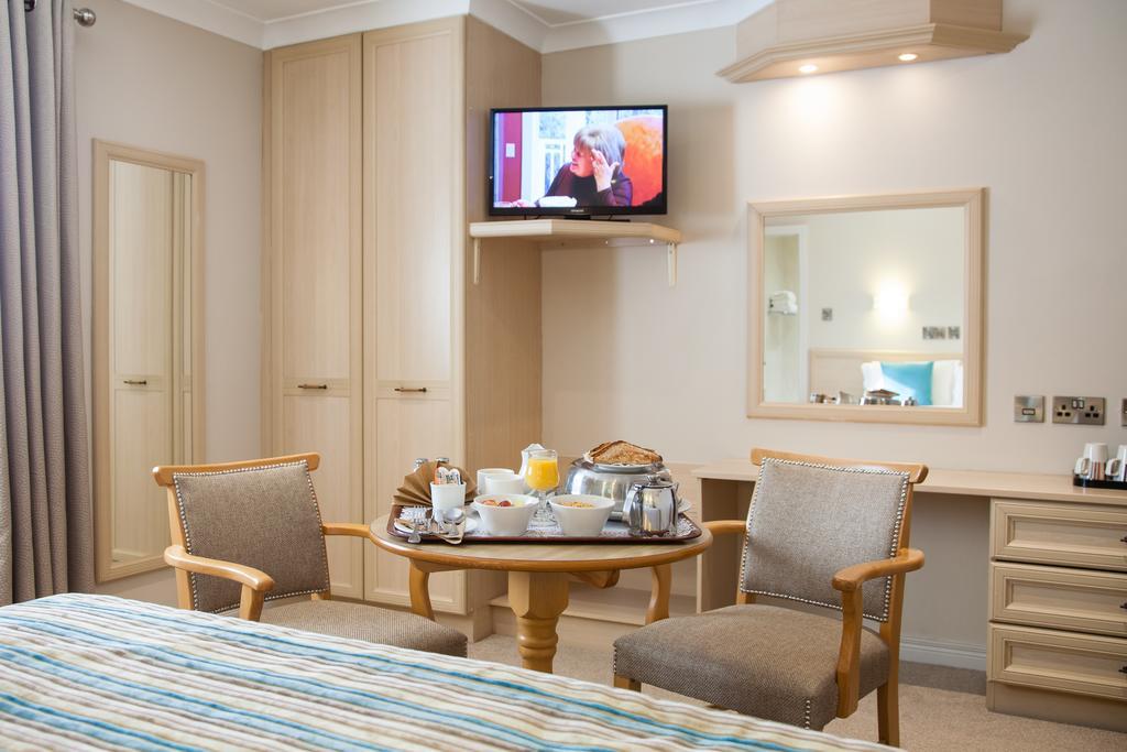 The Lodge Hotel Coleraine Eksteriør bilde