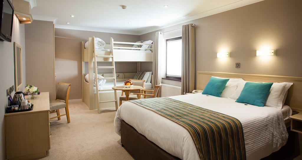 The Lodge Hotel Coleraine Eksteriør bilde