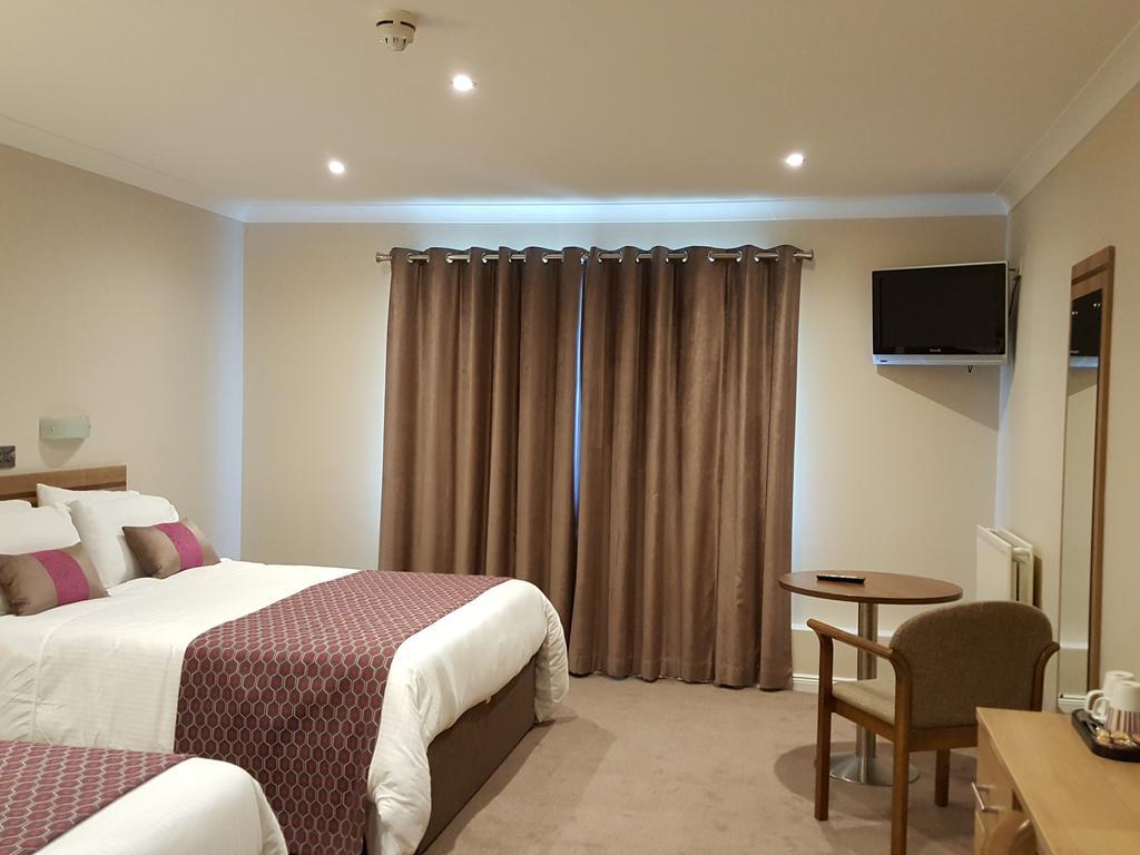 The Lodge Hotel Coleraine Eksteriør bilde